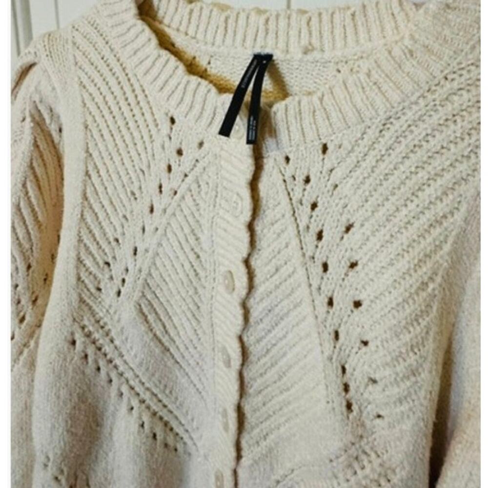 Anthropologie Pointelle Scalloped Cardigan Sweater M - Picture 8 of 10